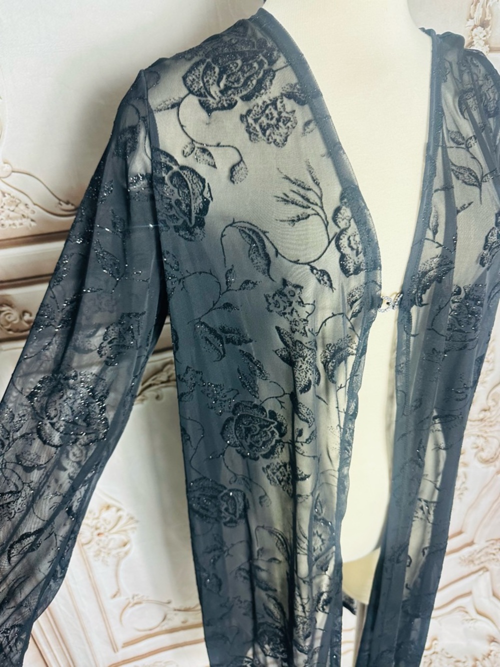 Garage Black Sheer Floral Lace Tie-Front Kimono - Picture 2 of 7
